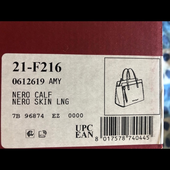 ๐๐ NWT๐HP๐Salvatore Ferragamo Amy Medium!! ๐ - Picture 7 of 8